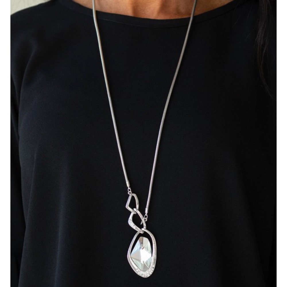 Ladies necklace